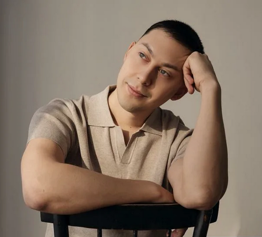 [Эльдар Гузаиров] Создание / монетезация / продвижение ИИ трека (2025)