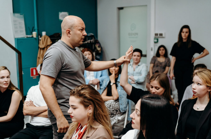 [Михаил Филяев] [PSY2.0] Терапевтическая встреча. Сверхспособности и экстрасенсорика. 16+ (2023)