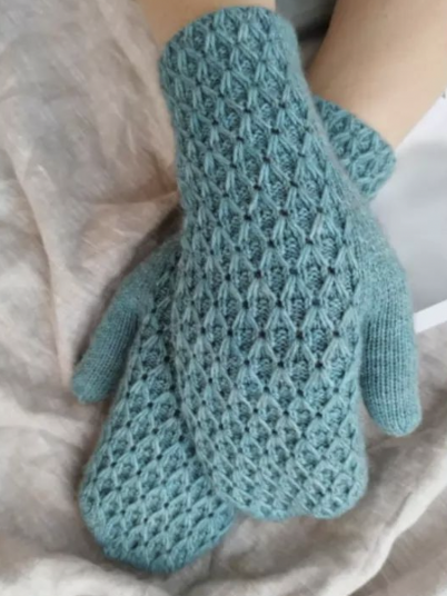 [ta.tiana_rostova] Варежки "Кarelia" (2022)
