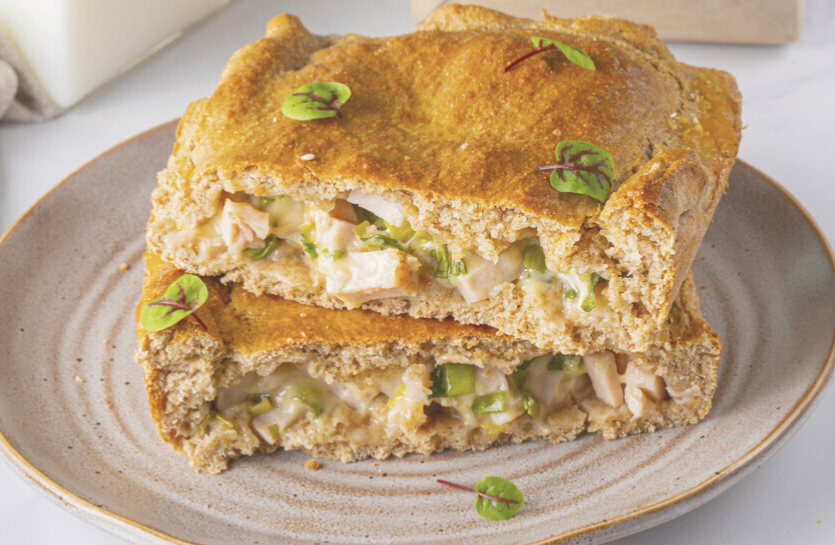 [Таша Коробейникова] [Tasha’s cake school] Вкусные домашние пироги. Полезная версия (2022)