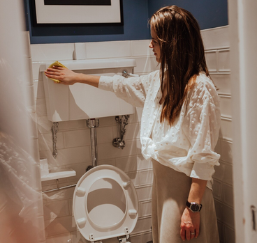 SUPER VIP [Татьяна Красильникова] Убираем унитаз правильно (2023)