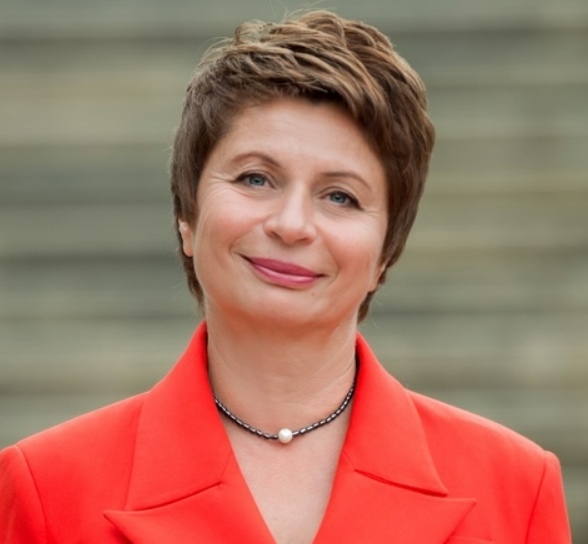 [Елена Ачкасова] Время, которого нет (2025)