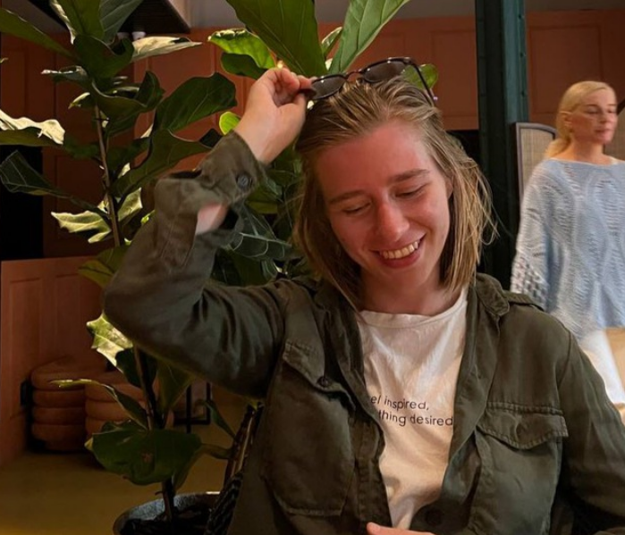 [Анна Голощапова] Подписка на контент «Авось прорвемся» (Август 2025)